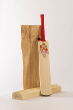 Load image into Gallery viewer, Windsor English Willow Cricket Bat