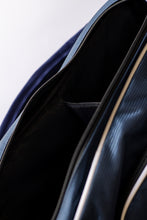 Load image into Gallery viewer, Windsor