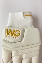 Load image into Gallery viewer, Praetorian Gloves
